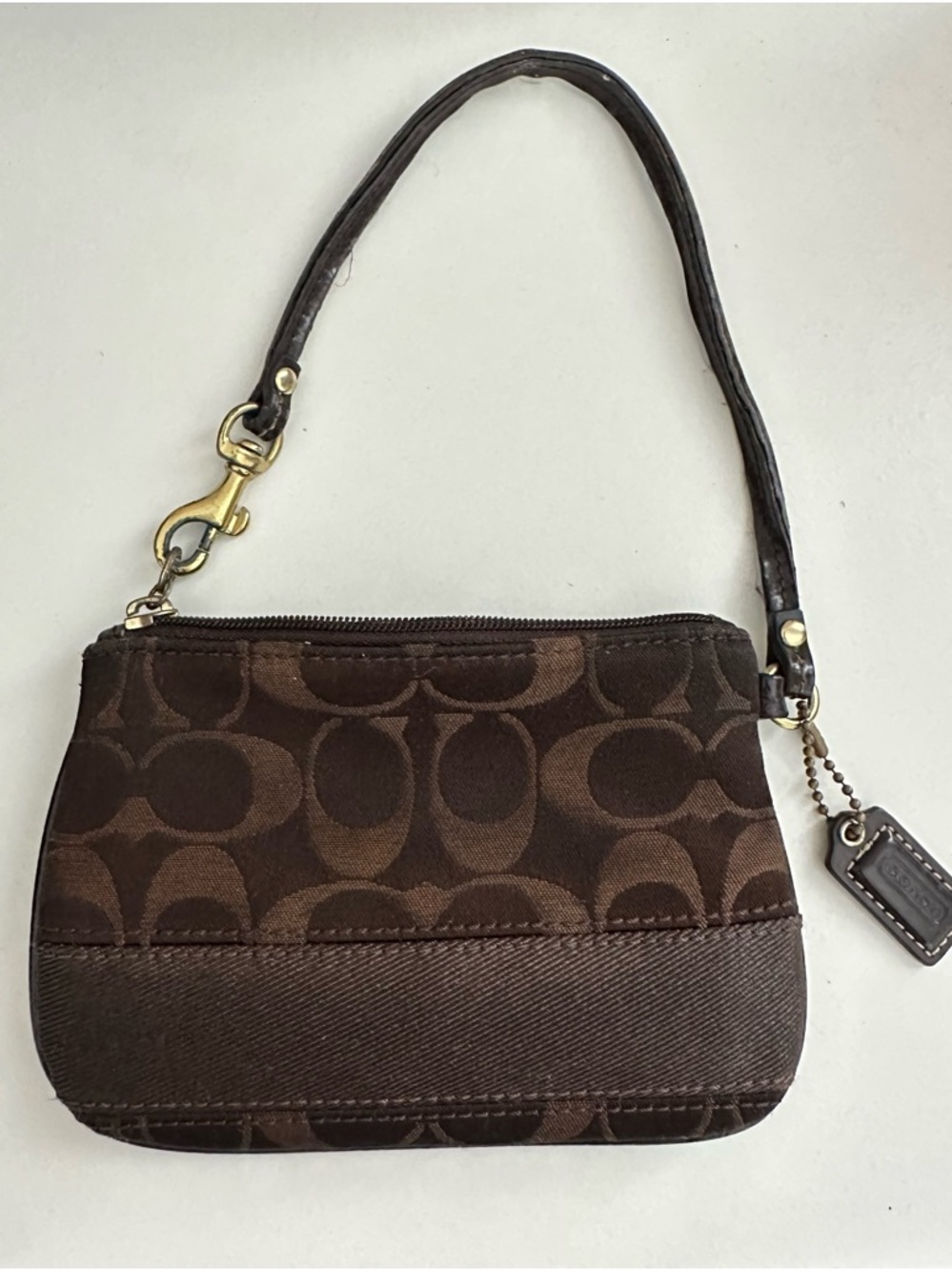 Coach Signature Jacquard Canvas Wristlet Brown/Tan – Preloved, Functional
